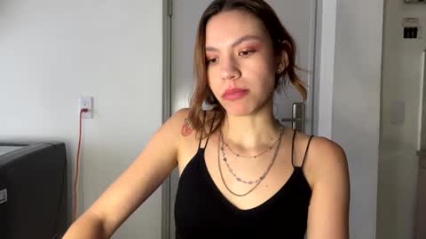 Snapshot of antonellarossii_ chatting on December 26, 2024, 2:48 pm Antonella  online show from December 26, 2024, 2:48 pm