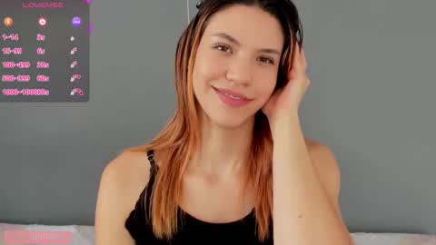 Snapshot of antonellarossii_ chatting on October 18, 2025, 2:18 pm Antonella  online show from October 18, 2025, 2:18 pm