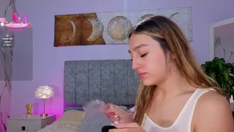 Snapshot of antonellastar24_ chatting on May 29, 2026, 8:18 pm Antonella online show from May 29, 2026, 8:18 pm