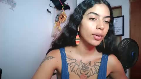 Snapshot of antoniabloom chatting on September 13, 2025, 7:57 pm Antonia online show from September 13, 2025, 7:57 pm