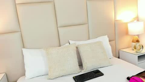 Antonia online show from January 16, 2026, 11:58 am