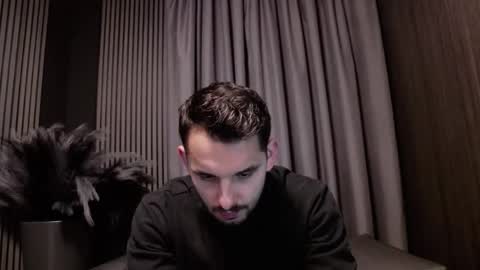 HI My name is Antonio online show from November 5, 2025, 7:58 pm