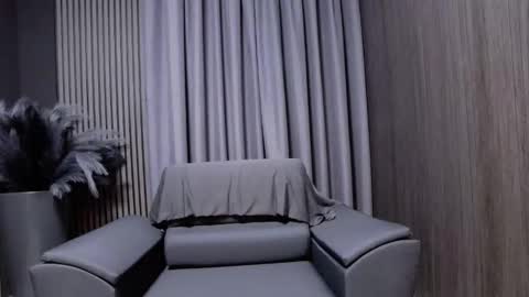 HI My name is Antonio online show from April 18, 2026, 6:45 pm