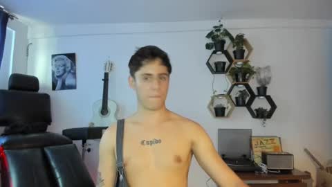 antonnello_ online show from February 25, 2025, 9:35 pm