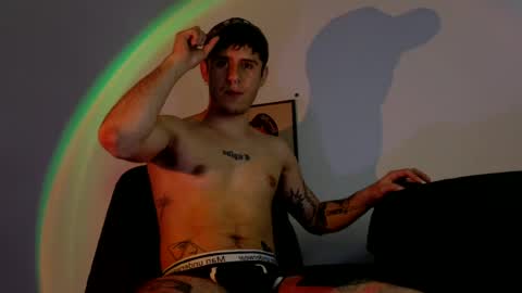 Snapshot of antonnello_ chatting on July 8, 2026, 11:31 pm antonnello_ online show from July 8, 2026, 11:31 pm