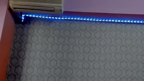 Snapshot of antonyahot chatting on April 14, 2026, 10:10 am AntonyaHot online show from April 14, 2026, 10:10 am