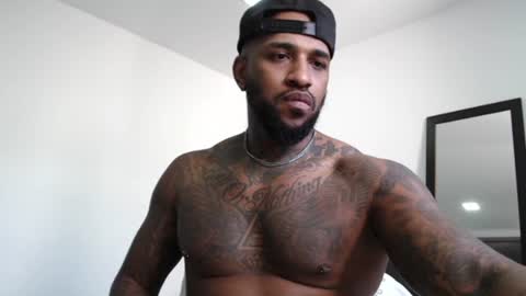 antwanblack11 online show from December 8, 2024, 8:04 pm