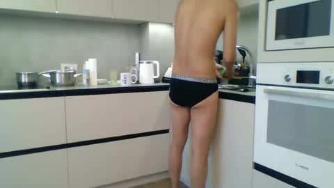 Snapshot of anuarsuper80 chatting on June 13, 2026, 7:17 am anuarsuper80 online show from June 13, 2026, 7:17 am