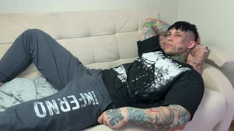 Tom online show from April 9, 2026, 6:19 am