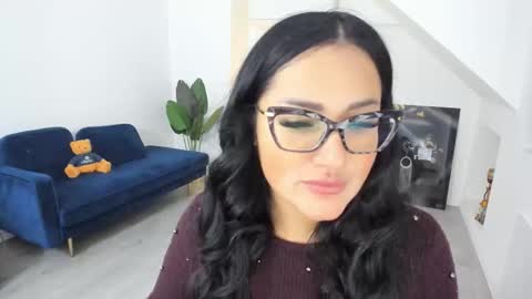 Anya online show from February 4, 2026, 4:51 am