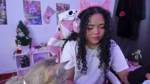 Snapshot of anyburkee chatting on December 11, 2024, 7:20 am Any online show from December 11, 2024, 7:20 am