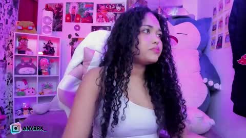 Snapshot of anyburkee chatting on September 30, 2025, 12:37 am Any online show from September 30, 2025, 12:37 am