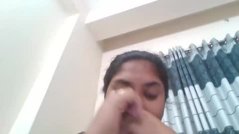 anydanyg online show from September 28, 2025, 7:52 pm