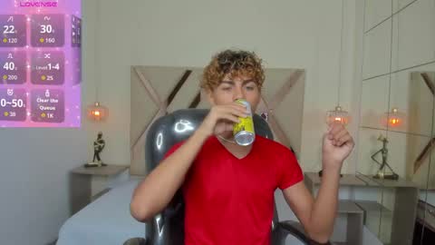 anyelotwink online show from March 28, 2026, 5:07 am