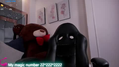 Snapshot of anyi_sweet_titss chatting on July 6, 2026, 12:24 pm Anyi online show from July 6, 2026, 12:24 pm