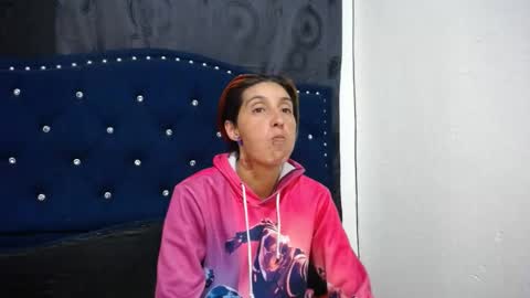 Snapshot of anyu_1306 chatting on February 3, 2025, 4:25 am anyu online show from February 3, 2025, 4:25 am