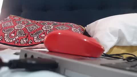 Snapshot of aotearoa31 chatting on December 1, 2024, 9:48 pm aotearoa31 online show from December 1, 2024, 9:48 pm