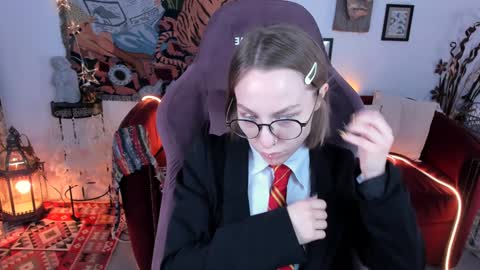 APHEX QUEEN online show from January 20, 2025, 9:13 am