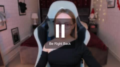 APHEX QUEEN online show from February 10, 2025, 5:19 pm