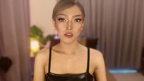 Snapshot of aphrodite_may chatting on June 22, 2026, 6:05 pm kathryn online show from June 22, 2026, 6:05 pm