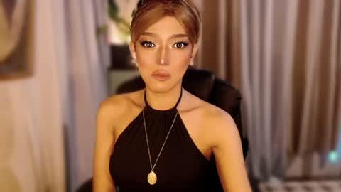 Snapshot of aphrodite_may chatting on July 30, 2026, 4:17 pm kathryn online show from July 30, 2026, 4:17 pm