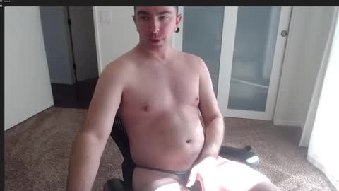 Snapshot of apinaz chatting on November 6, 2025, 8:32 pm Paul online show from November 6, 2025, 8:32 pm