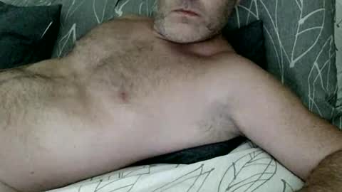 Snapshot of apluslickin chatting on July 17, 2026, 9:52 pm Aplusickin online show from July 17, 2026, 9:52 pm