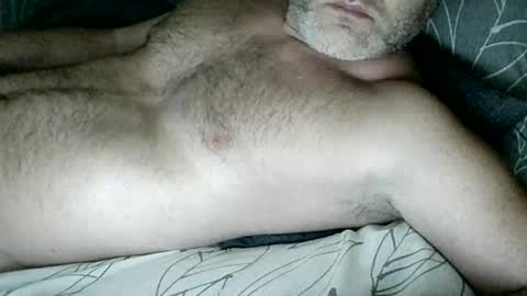 Snapshot of apluslickin chatting on July 19, 2026, 10:35 pm Aplusickin online show from July 19, 2026, 10:35 pm