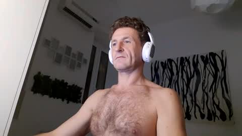 Snapshot of apollobest77 chatting on December 22, 2024, 4:50 am apollobest77 online show from December 22, 2024, 4:50 am