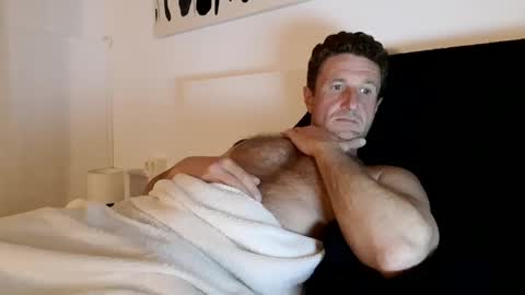 Snapshot of apollobest77 chatting on March 9, 2025, 6:43 pm apollobest77 online show from March 9, 2025, 6:43 pm