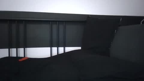 Snapshot of apollobest77 chatting on October 6, 2025, 8:39 pm apollobest77 online show from October 6, 2025, 8:39 pm