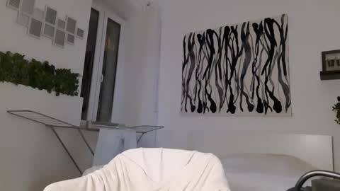 apollobest77 online show from February 25, 2026, 9:13 pm