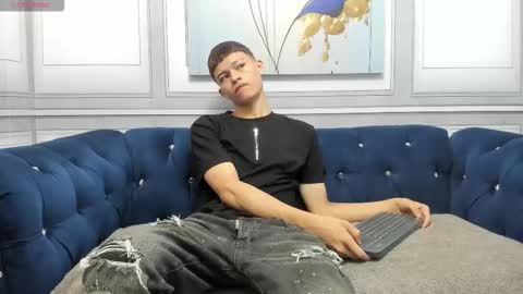 Snapshot of apolo_jonnes chatting on March 13, 2026, 2:18 am online show from March 13, 2026, 2:18 am