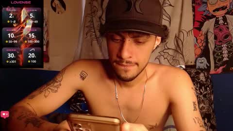 Snapshot of apolo_s chatting on October 26, 2025, 3:07 pm Andres online show from October 26, 2025, 3:07 pm