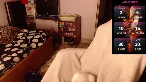 Snapshot of apolo_s chatting on February 14, 2026, 8:33 am Andres online show from February 14, 2026, 8:33 am