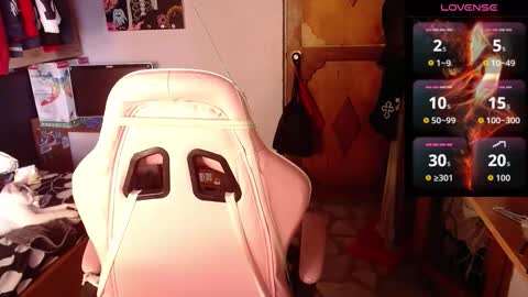 Snapshot of apolo_s chatting on February 26, 2026, 6:40 pm Andres online show from February 26, 2026, 6:40 pm