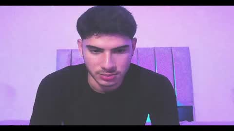 apologray__ online show from April 14, 2026, 8:04 pm