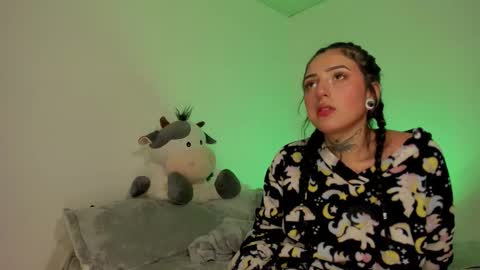 Snapshot of apolorising_ chatting on September 9, 2025, 3:06 am Lola  Apolo online show from September 9, 2025, 3:06 am