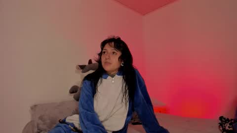 Snapshot of apolorising_ chatting on September 13, 2025, 3:17 am Lola  Apolo online show from September 13, 2025, 3:17 am