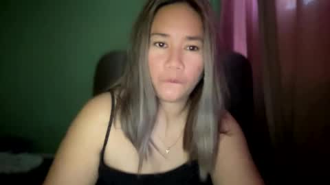 Snapshot of apple_pie_love chatting on February 27, 2025, 7:01 am Anika online show from February 27, 2025, 7:01 am