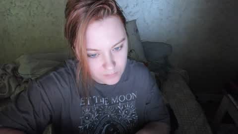 Snapshot of appleyummybuns chatting on February 7, 2026, 12:53 pm appleyummybuns online show from February 7, 2026, 12:53 pm