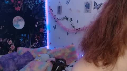 april_l6 online show from March 29, 2026, 12:10 am