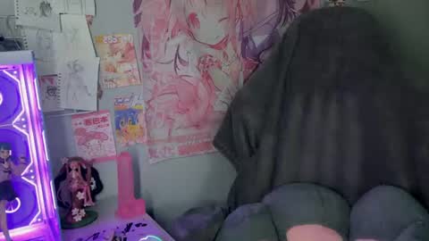 Snapshot of aprilcutie chatting on July 7, 2026, 6:23 pm april online show from July 7, 2026, 6:23 pm