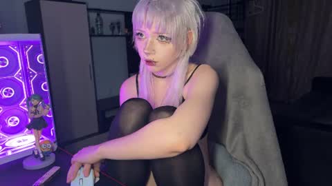 Snapshot of aprilcutie chatting on July 22, 2026, 8:44 pm april online show from July 22, 2026, 8:44 pm