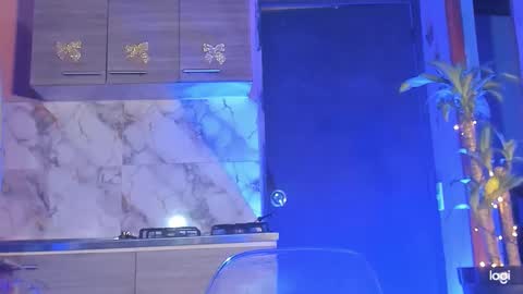 aprillebony319262 online show from January 19, 2026, 1:20 am