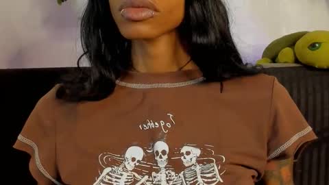 aprillebony319262 online show from February 25, 2026, 7:45 pm