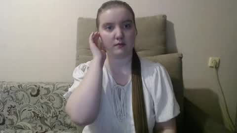 Josefin online show from May 8, 2026, 3:50 pm