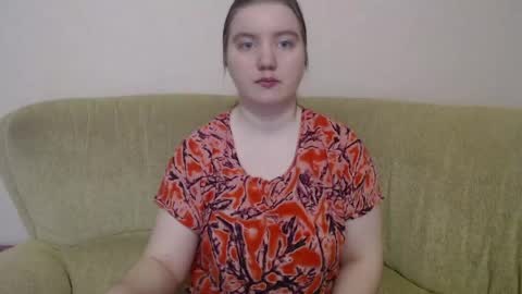 Josefin online show from May 11, 2026, 2:39 am