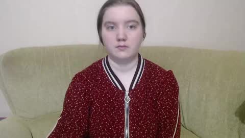 Josefin online show from May 13, 2026, 3:20 pm