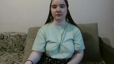 Josefin online show from May 23, 2026, 6:29 am